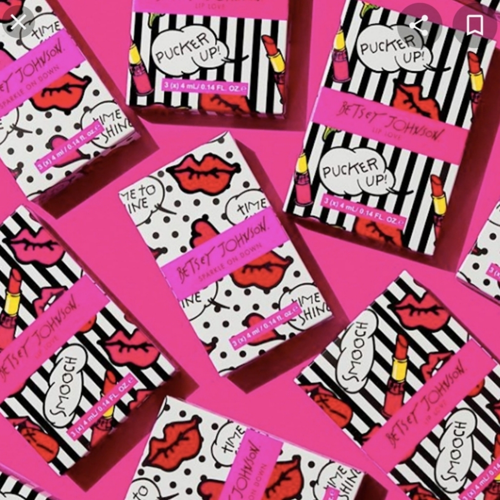 Betsy Johnson Sparkle on Down dual lip gloss